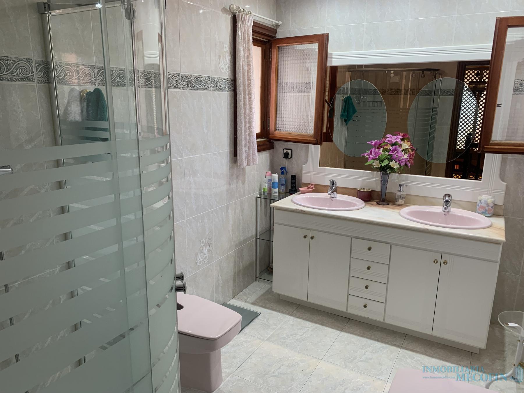For sale of chalet in La Nucia