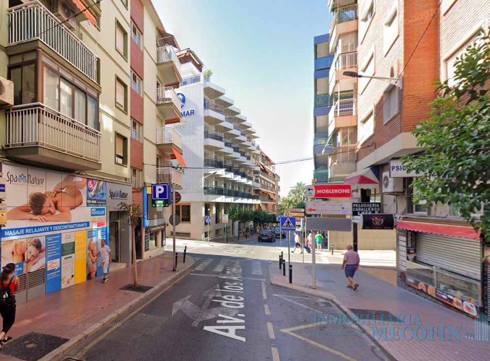 For sale of commercial in Benidorm