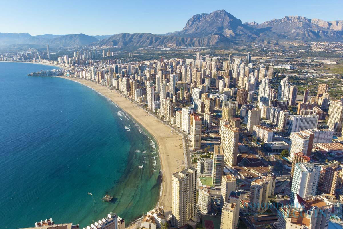 For sale of building in Benidorm