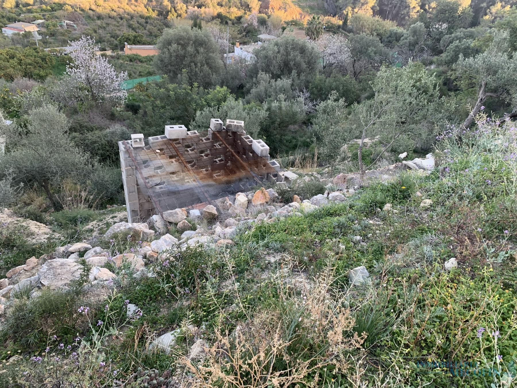 Venta de finca rústica en La Nucia