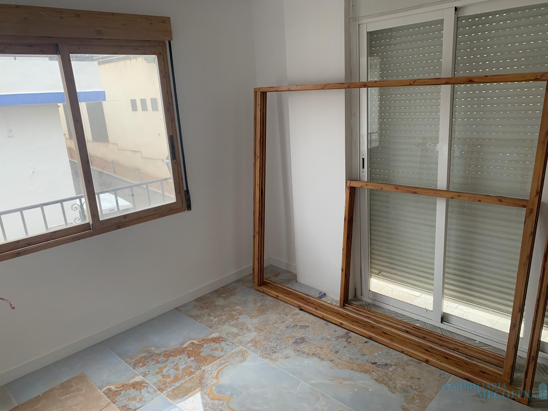 For sale of building in La Nucia