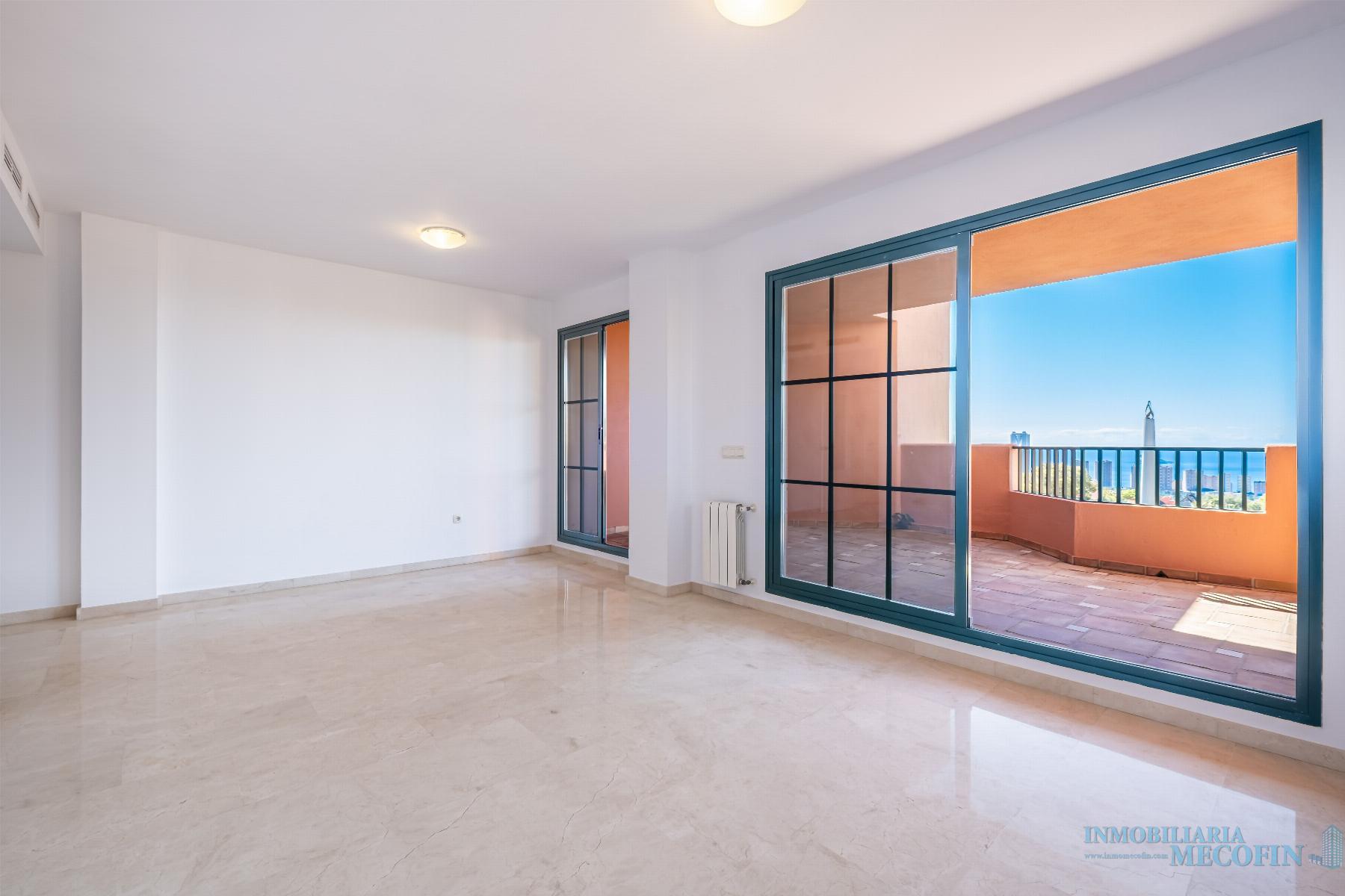 For sale of flat in Finestrat