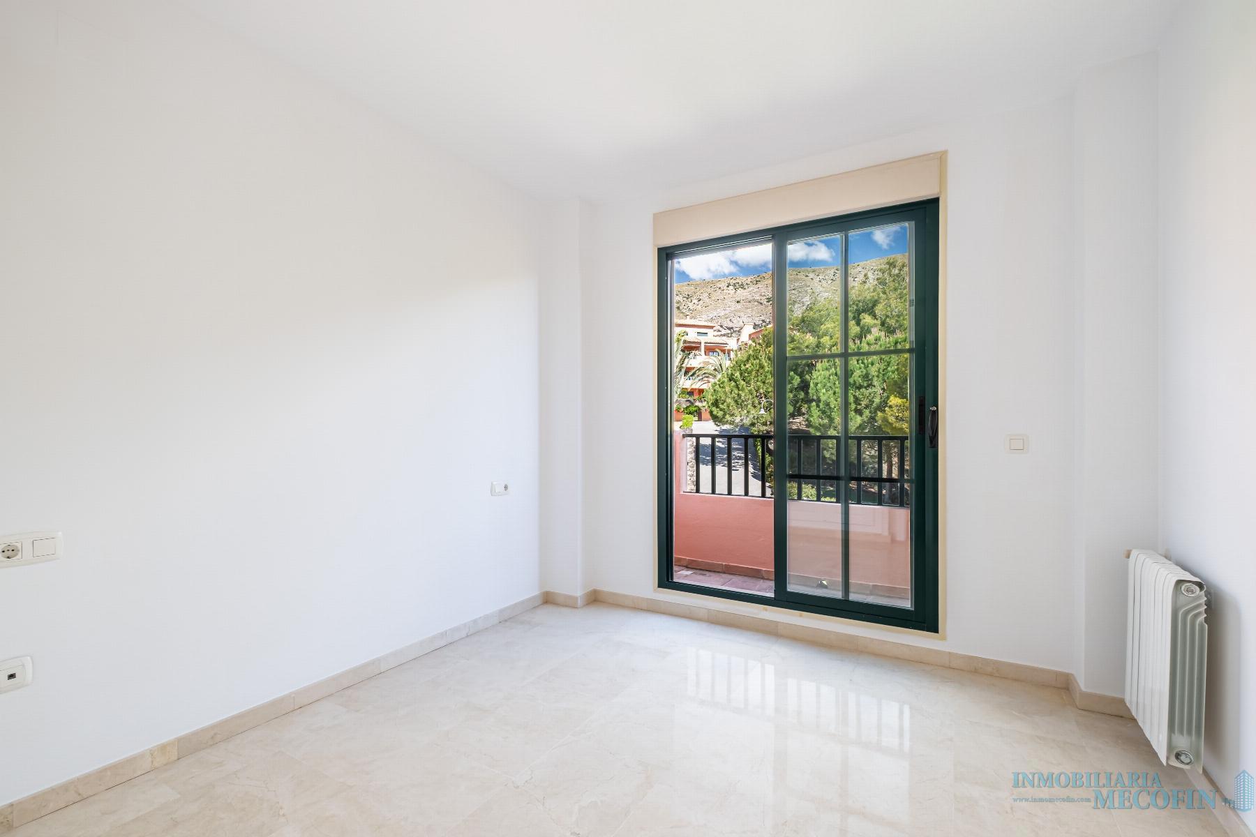 For sale of flat in Finestrat