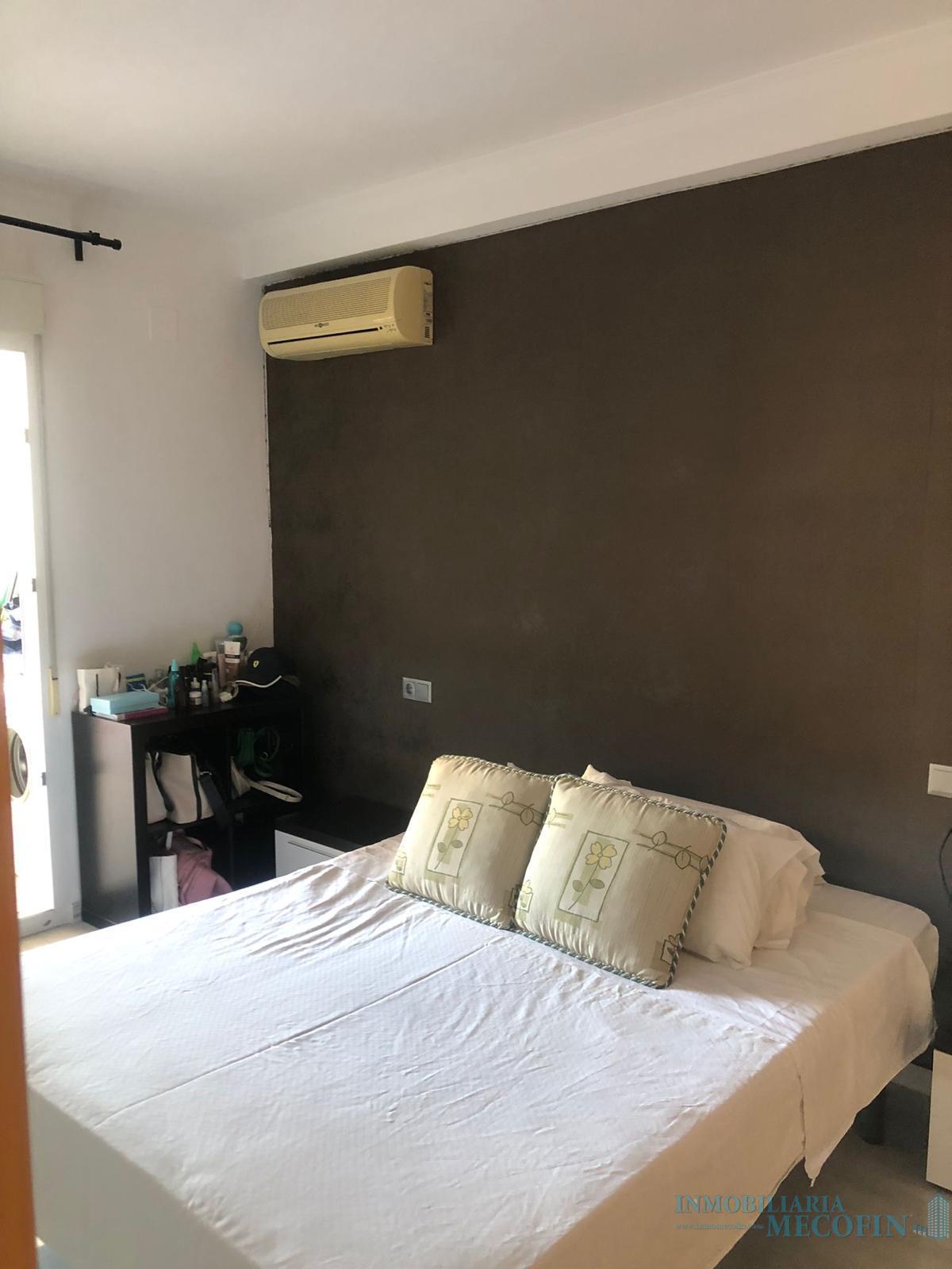 For sale of flat in Villajoyosa