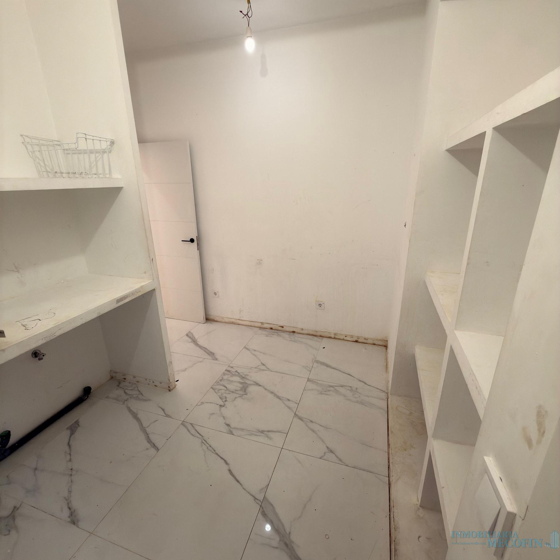 Venta de local en Benidorm