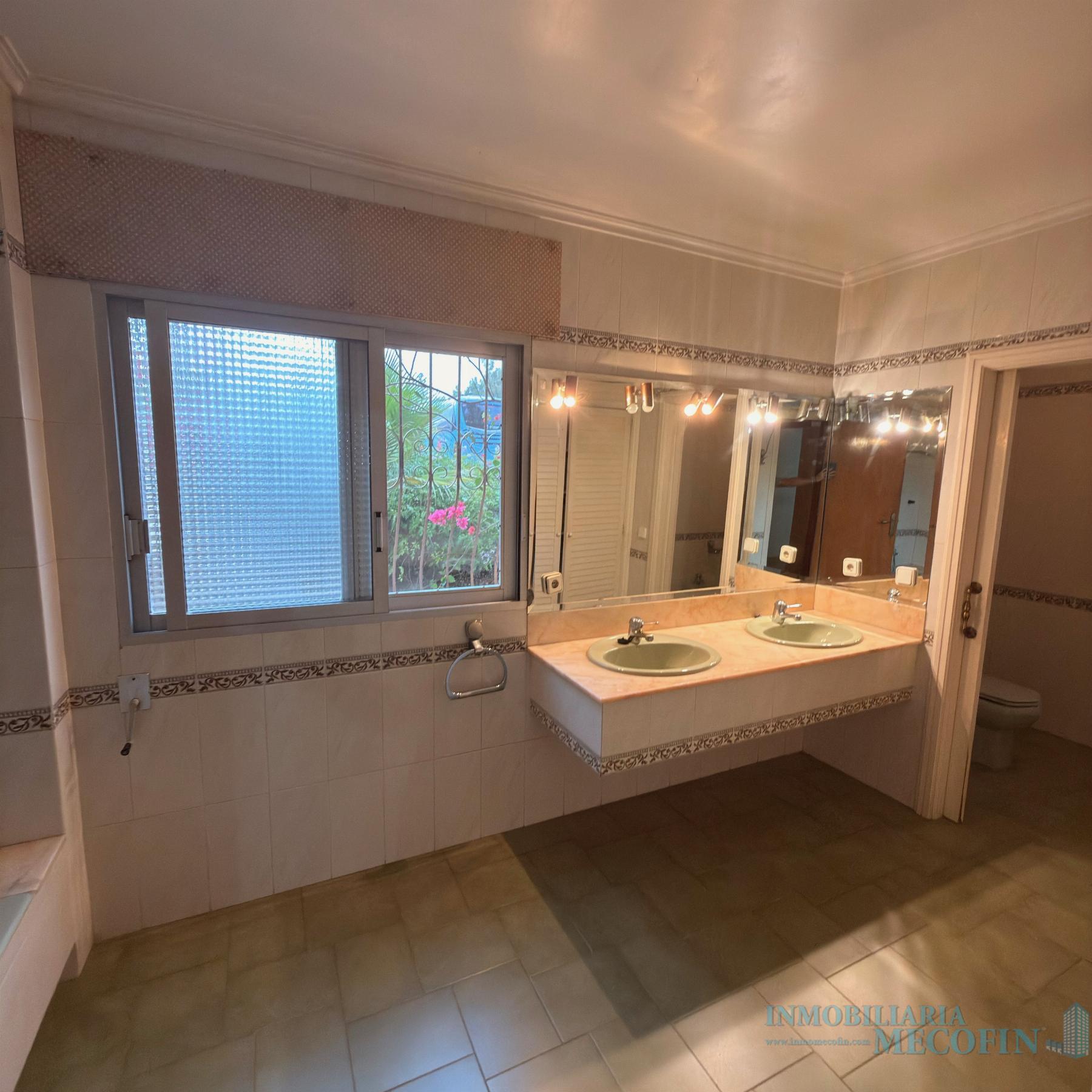 Venta de villa en Benidorm