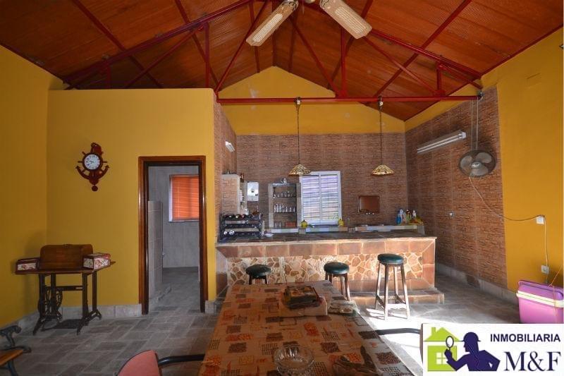 For sale of chalet in Peñaflor