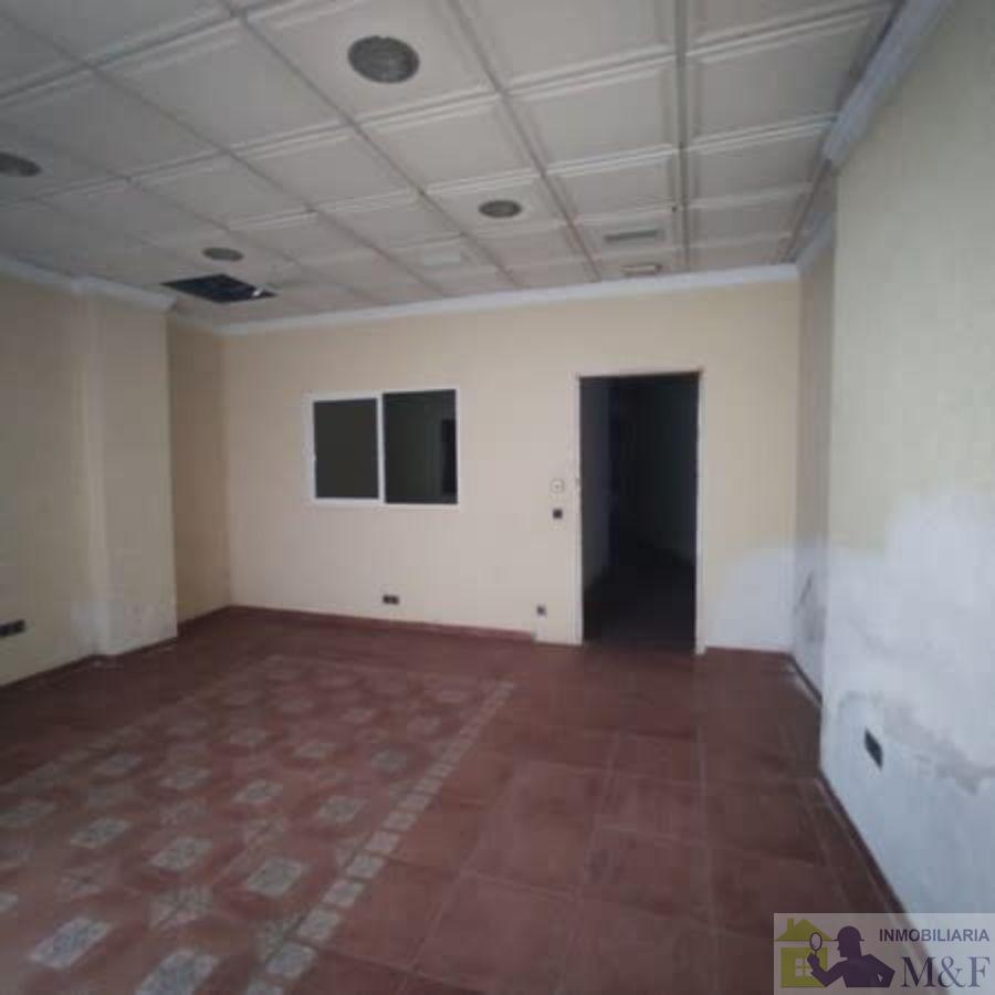 For sale of commercial in Palma del Río