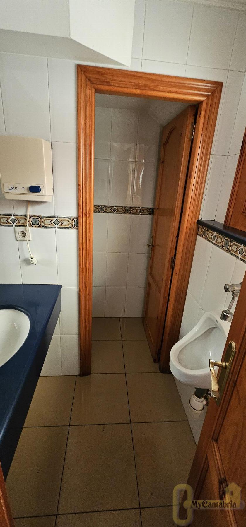Venta de local en Santander