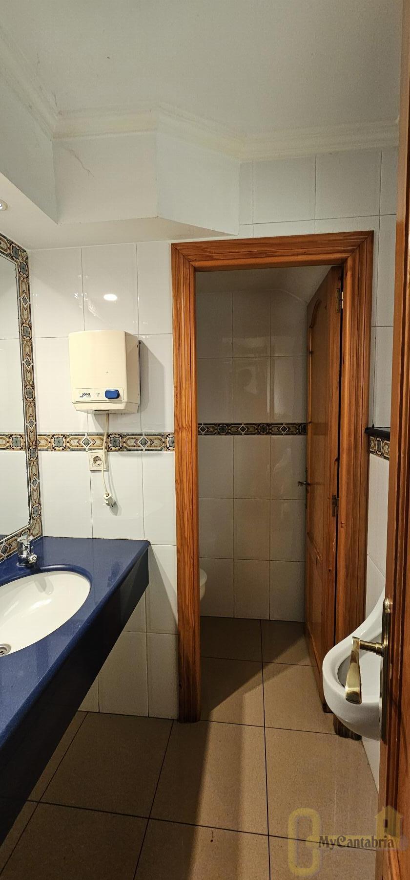 Venta de local en Santander