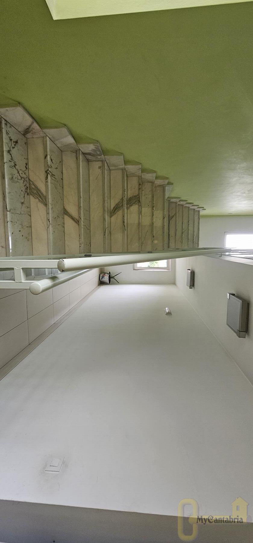 Venta de piso en Santa María de Cayón