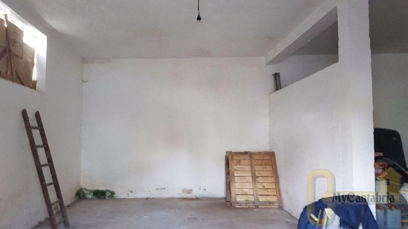 For sale of house in Mazcuerras