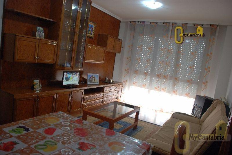 For sale of flat in Santa María de Cayón