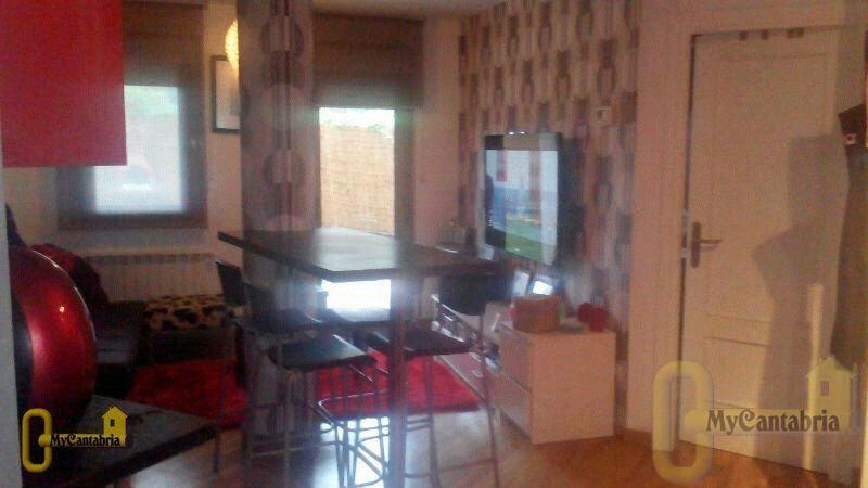 For sale of flat in Santa María de Cayón