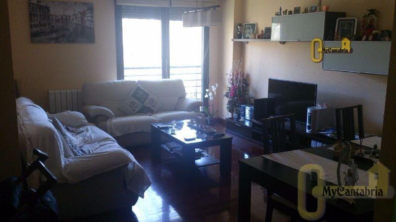 For sale of flat in Santa María de Cayón