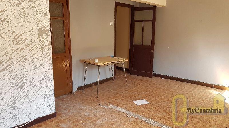 For sale of flat in Torrelavega