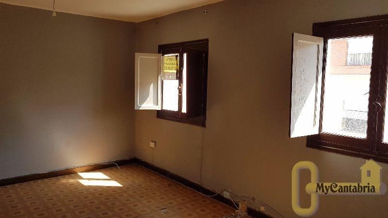 For sale of flat in Torrelavega