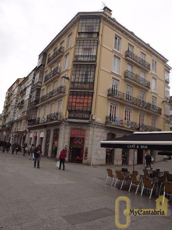 For sale of flat in Santander