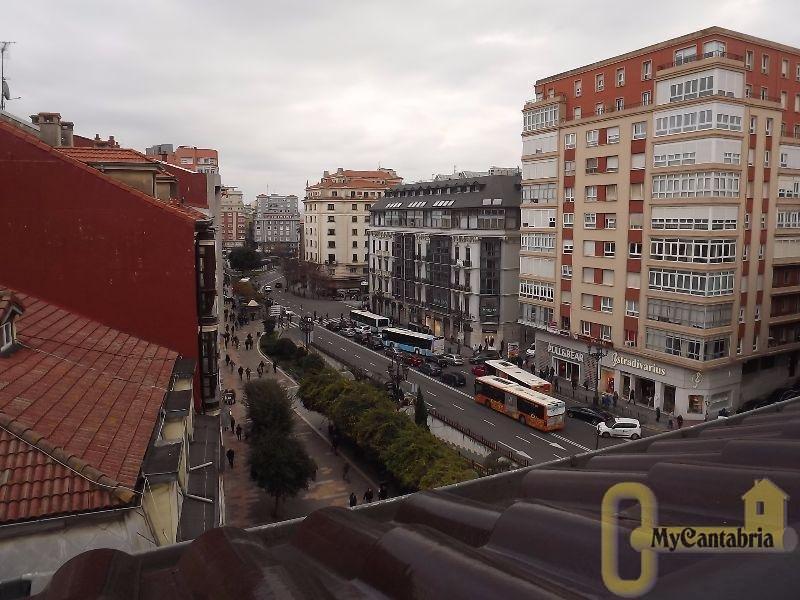 For sale of flat in Santander