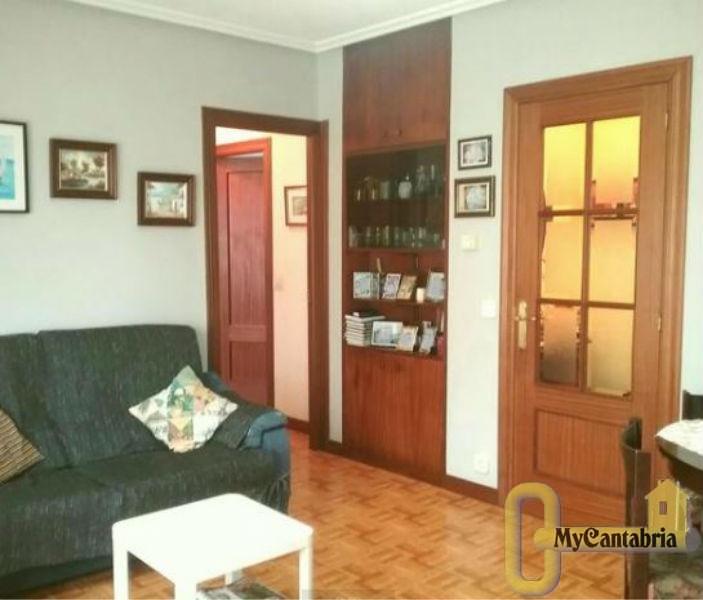 For sale of flat in Santander