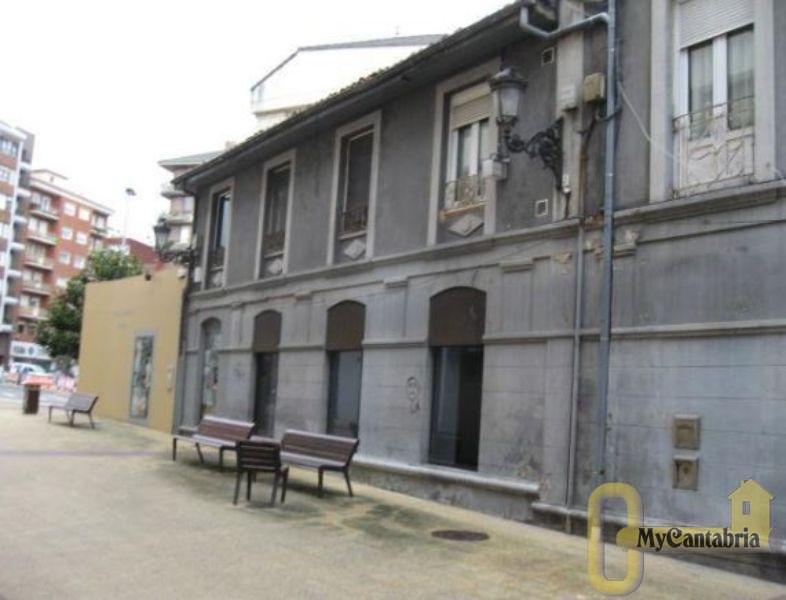 For sale of commercial in Torrelavega