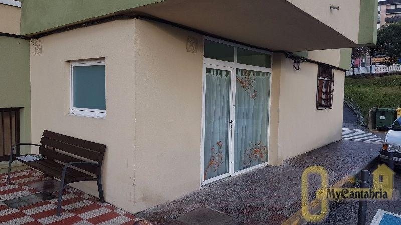 For rent of commercial in El Astillero