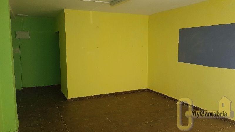 For rent of commercial in El Astillero