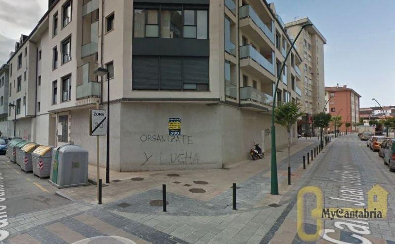 Venta de local comercial en Torrelavega