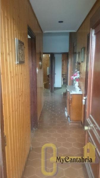 For sale of house in Villaescusa