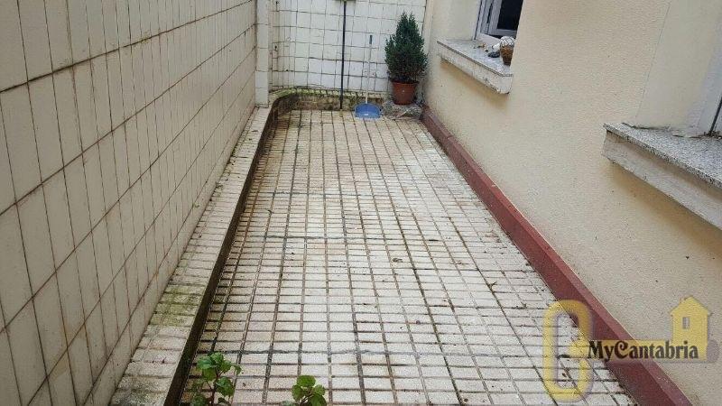 For sale of flat in Santander