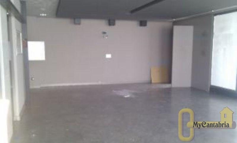 For sale of commercial in Santander