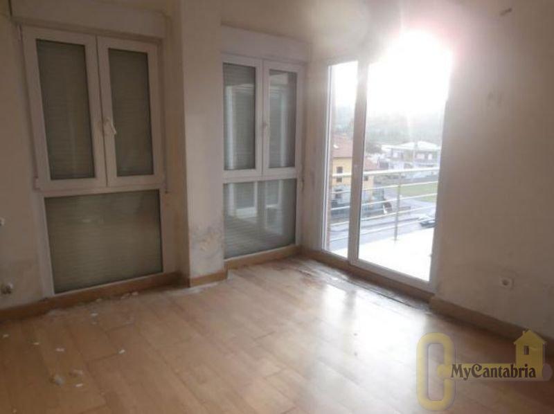 For sale of flat in Miengo