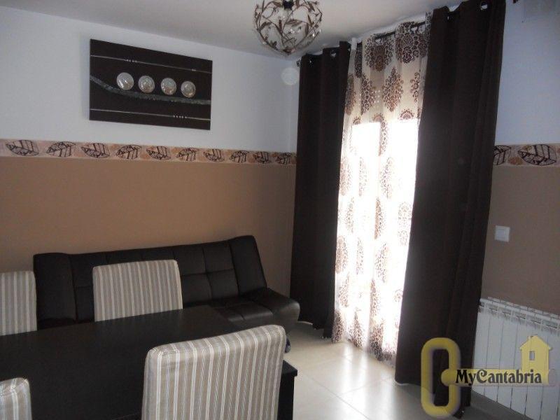 For sale of flat in Miengo