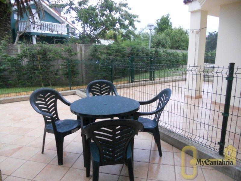 For sale of flat in Miengo