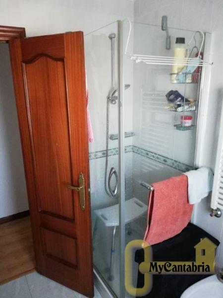 For sale of flat in Santander