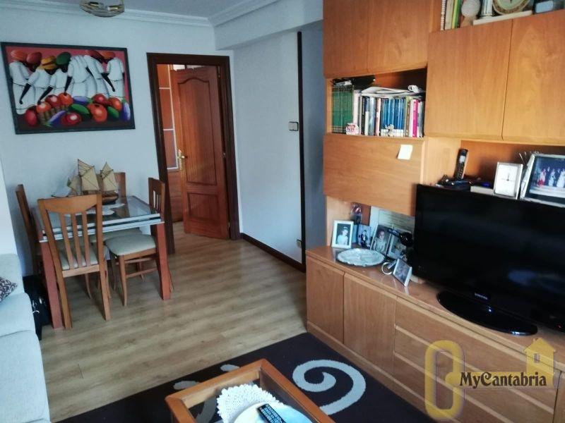 For sale of flat in Santander