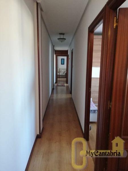 For sale of flat in Santander