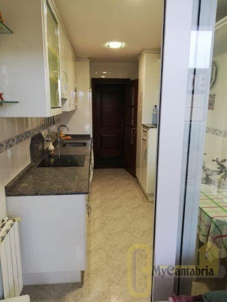 For sale of flat in El Astillero