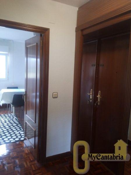 For sale of flat in Santa María de Cayón