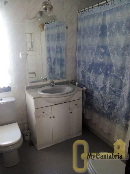 Venta de piso en El Astillero
