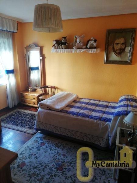 For sale of flat in Santander
