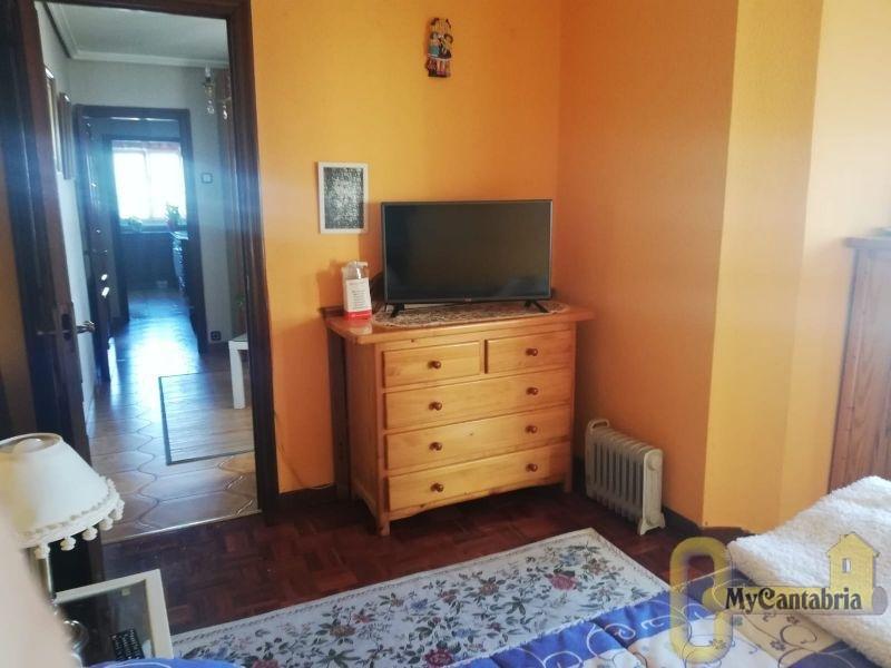 For sale of flat in Santander
