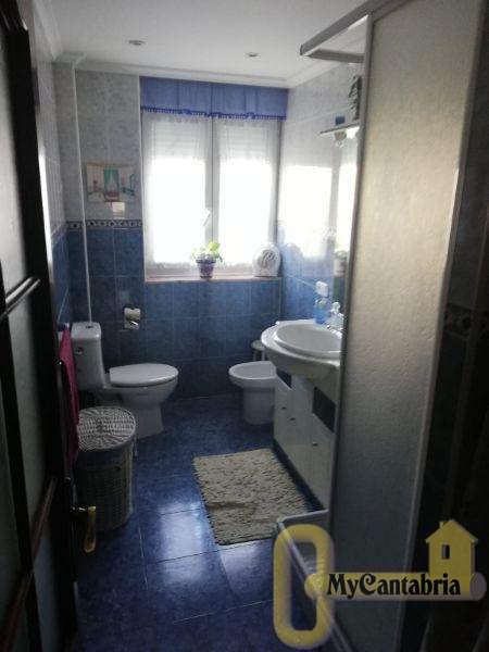 For sale of flat in Santander