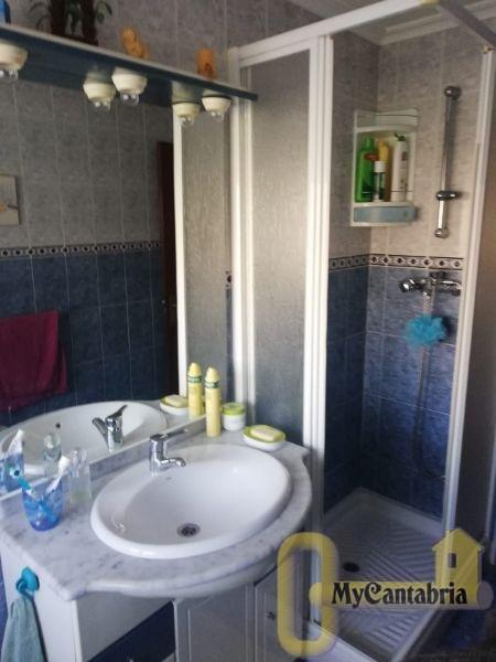 For sale of flat in Santander