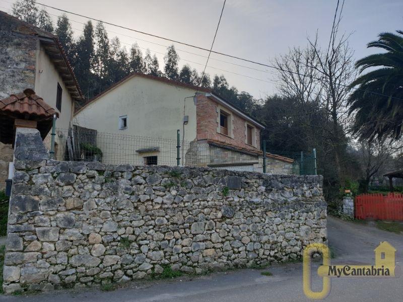 For sale of house in Villaescusa