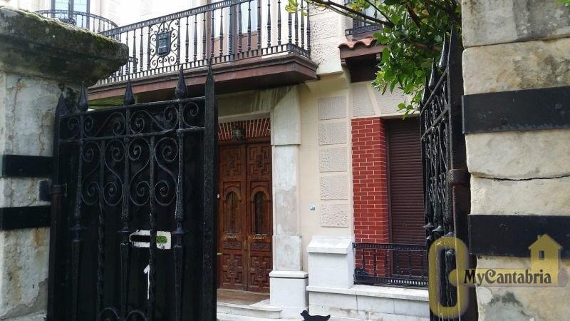 For sale of house in Santander