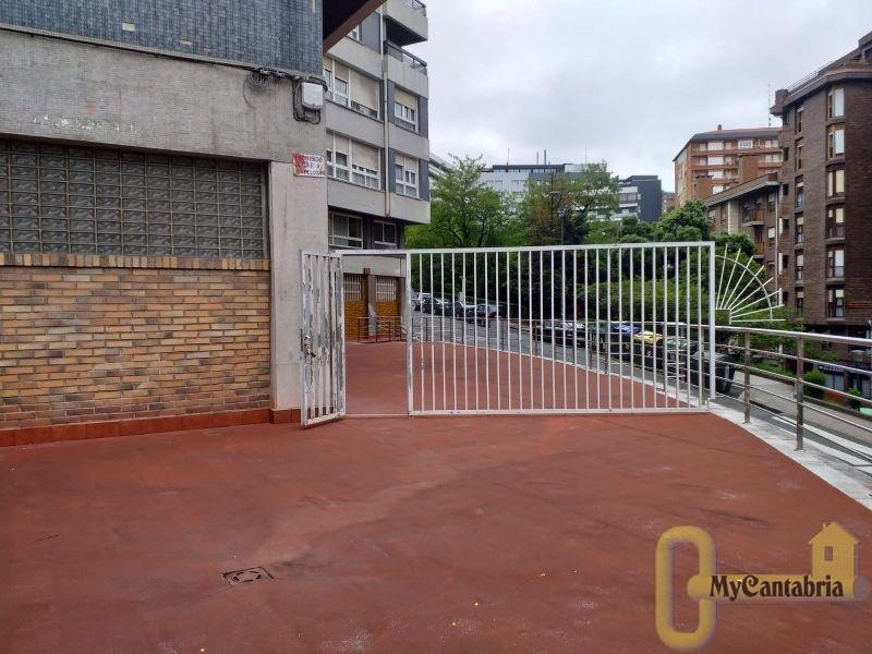 Venta de local comercial en Bilbao