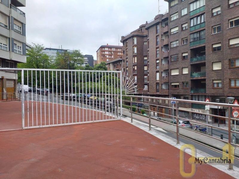 Venta de local comercial en Bilbao