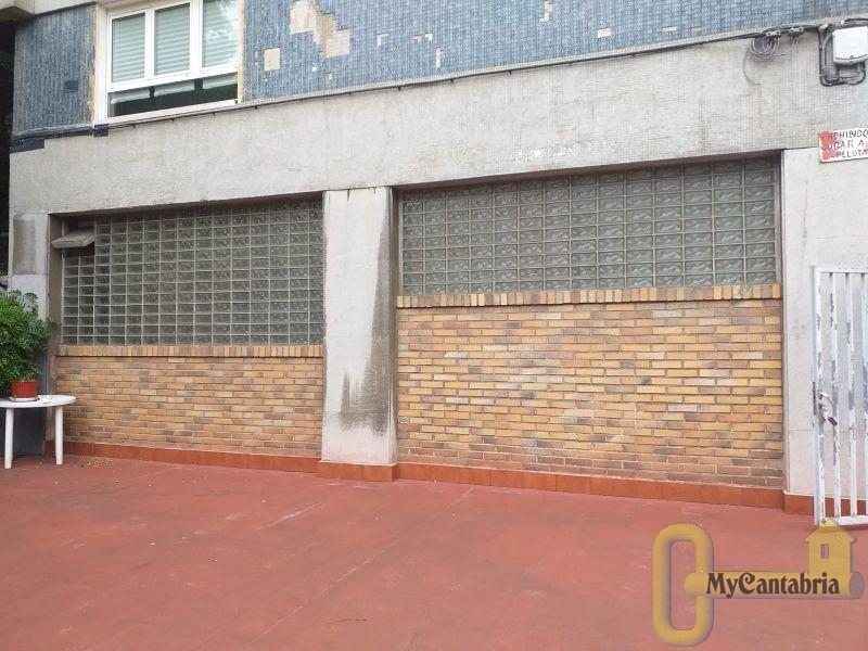 For sale of commercial in Bilbao