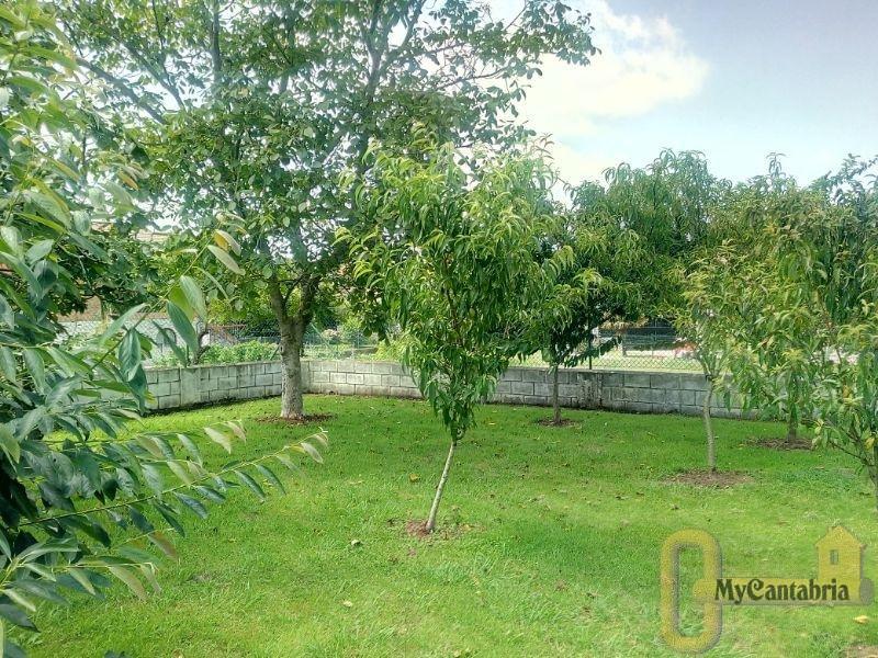 For sale of land in Villaescusa